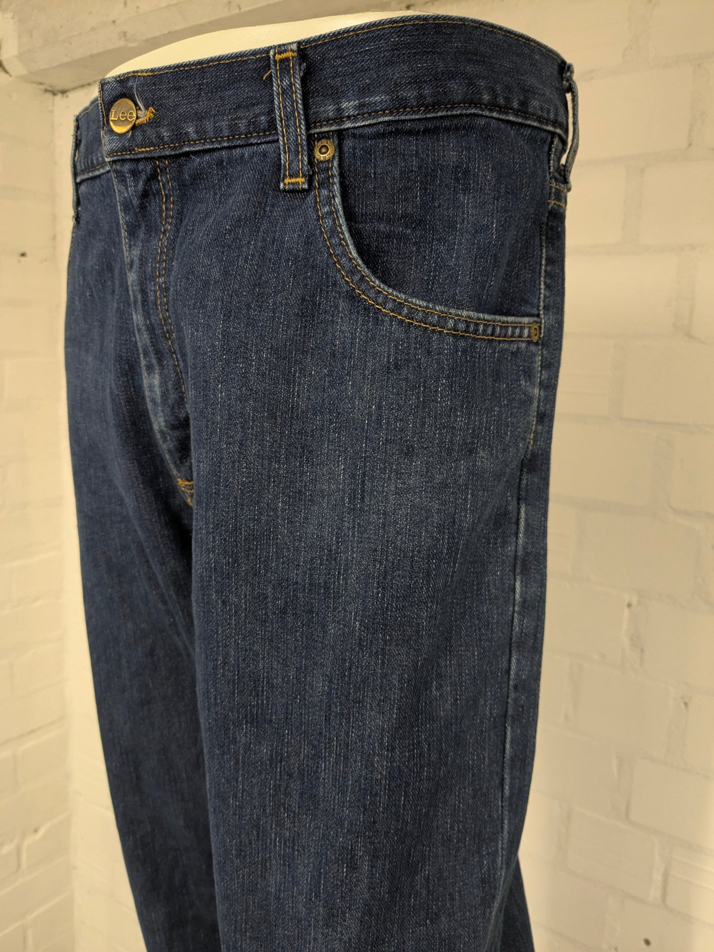 LEE jeans. Donker Blauw . Maat W38 - L34. type Brooklyn.