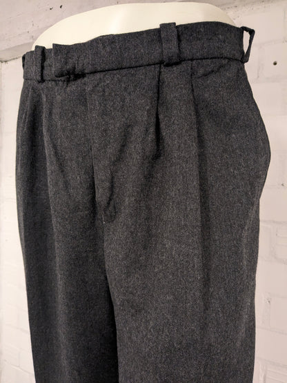 Vintage Wollen pantalon met omslag. Donker Grijs gemêleerd. Maat 50 / M.