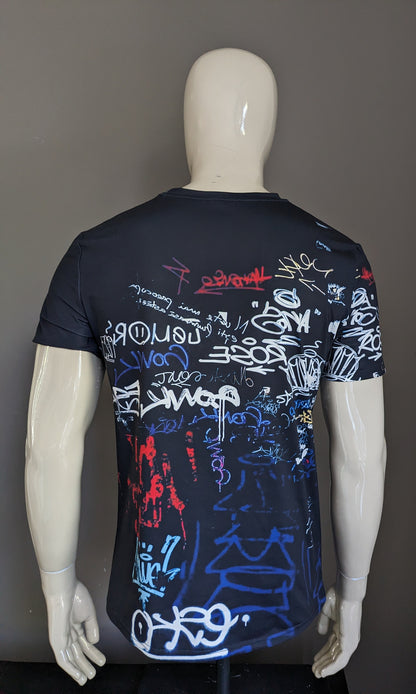 Graffiti shirt. Black with print. Size M. Stretch.