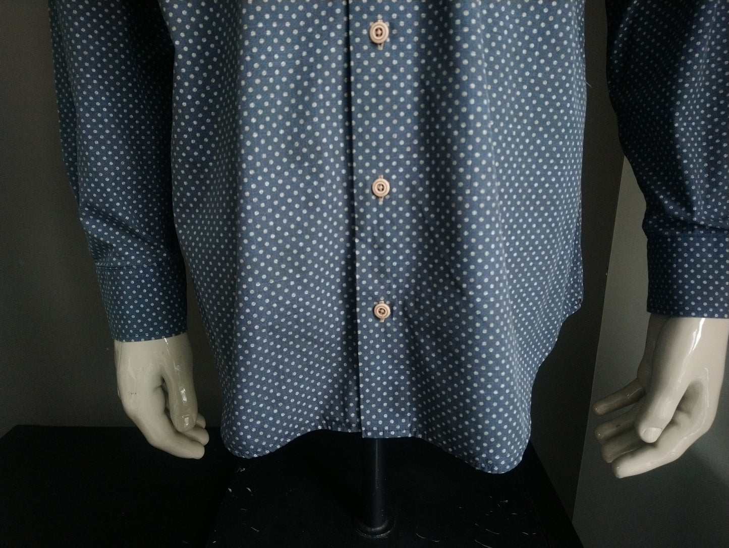 Camicia culturale. Stampa verde blu beige. Taglia M. Fit regolare.