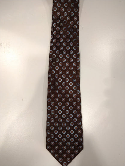 Olymp Silk Tie. Marrón con motivo blanco.