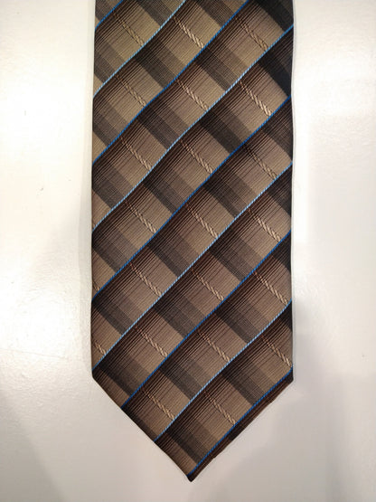 Vintage Canda polyester tie. Nice vintage motif.