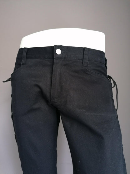 B keus: Black Pistol broek met vetersluiting zijkant. Zwart gekleurd. Maat W38 - L34 - EcoGents