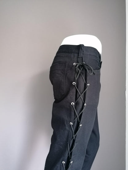 B keus: Black Pistol broek met vetersluiting zijkant. Zwart gekleurd. Maat W38 - L34 - EcoGents