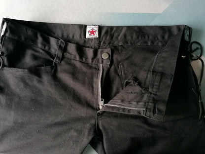 B keus: Black Pistol broek met vetersluiting zijkant. Zwart gekleurd. Maat W38 - L34 - EcoGents