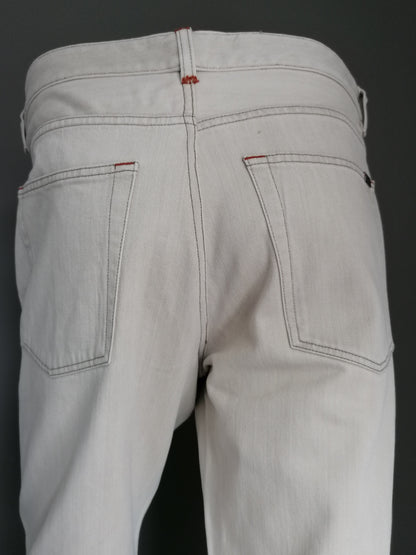 Pantalones Loro Piana. Coloreado de color beige. Tamaño W33 - L32.