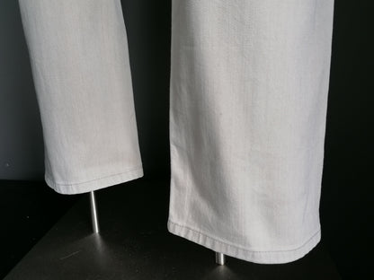 Pantalones Loro Piana. Coloreado de color beige. Tamaño W33 - L32.