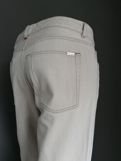 Pantalones Loro Piana. Coloreado de color beige. Tamaño W33 - L32.