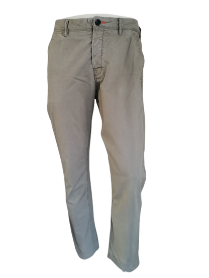 Superdry Broek / Chino. Beige gekleurd. Maaat 56 / XL. Type Rookie Chino.