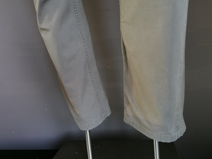 Superdry Broek / Chino. Beige gekleurd. Maaat 56 / XL. Type Rookie Chino.