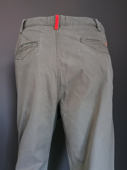 Superdry Broek / Chino. Beige gekleurd. Maaat 56 / XL. Type Rookie Chino.