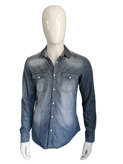 Blue Ridge jeans look overhemd met drukknopen. Grijs gekleurd. Maat L. EcoGents