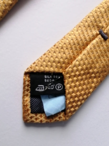 Ermenegildo Zegna silk tie. Yellow black motif.