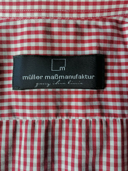 Müller Maßmanufaktur. Rouge blanc à carreaux. Taille xl. "FJ"