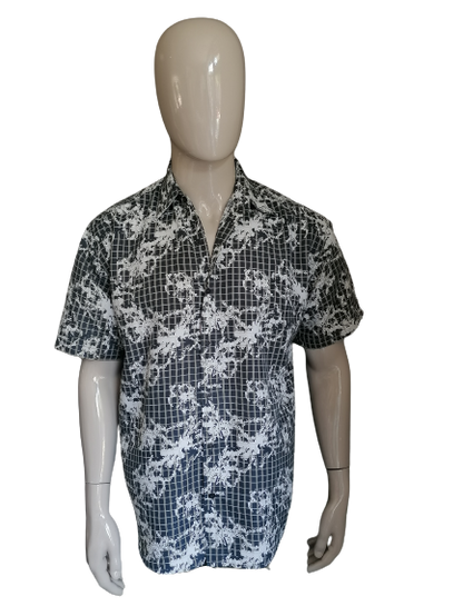 Identic Vintage overhemd korte mouw. Zwart Wit Beige print. Maat M / L. 100% Polyester