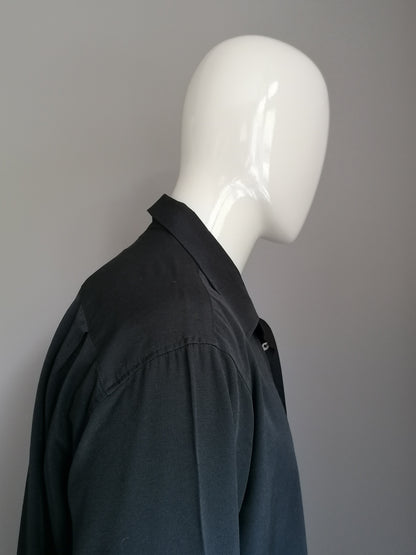 Vintage CANDA overhemd. Zwart gekleurd. Maat XL / XXL. 65% Viscose & 35% Polyester.