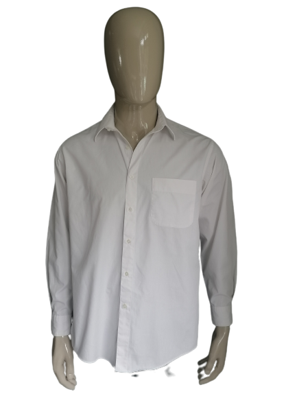 Chemise Perry Ellis. Blanc. Taille 42 / L. 65% de coton et 35% de polyester.