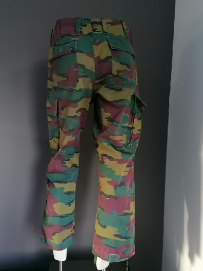 Pantaloni dell'esercito / esercito con bottoni. Stampa mimetico verde marrone. "2000". Taglia M.