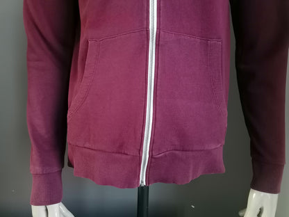 Jack & Jones Weste mit Motorhaube. Bordeaux farbig. Größe M.