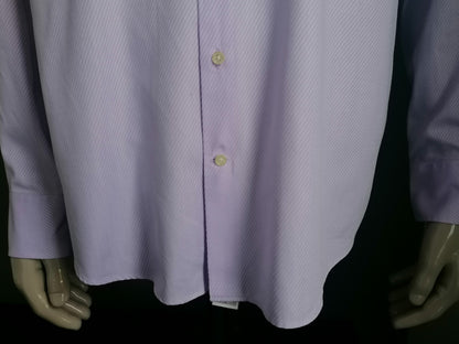 Tailor & Son shirt. Slightly purple striped. Size 41 / L.