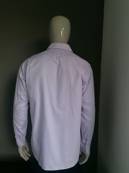 Tailor & Son shirt. Slightly purple striped. Size 41 / L.