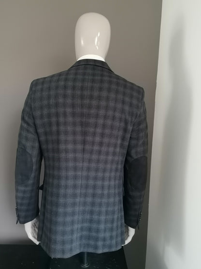 Gentiluomo woolen jacket with elbow patches. Gray checkered. Size 52 / L.