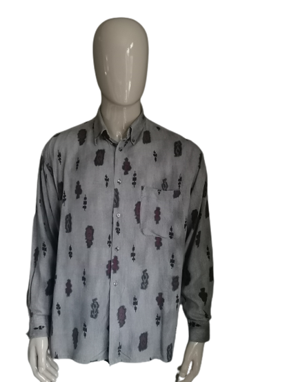 Vintage tacot bleu shirt. Gray brown red print. Size XL. 100% viscose.