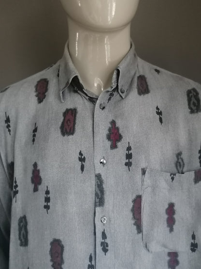 Vintage tacot bleu shirt. Gray brown red print. Size XL. 100% viscose.