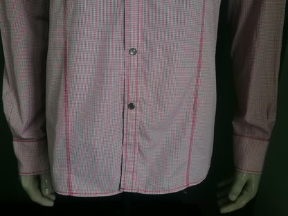 Selected shirt with press studs. Red blue checked. Size XL.