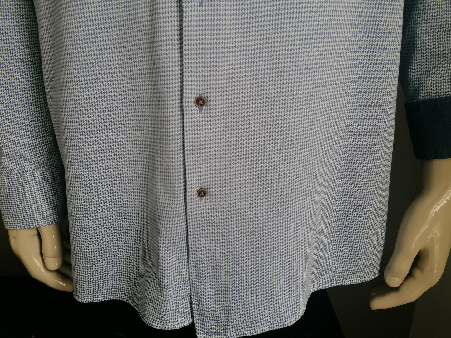 Chemise Thomas Maine. Motif blanc bleu. Taille 45-46 / xxl-2xl.