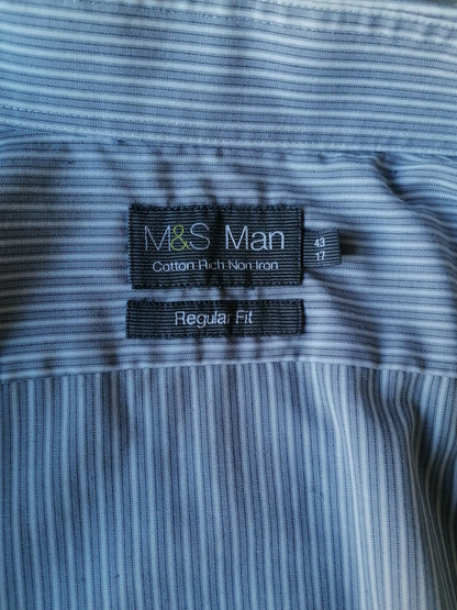 M & S Man (Marks & Spencer) Hemd. Grau weiß gestreift. Größe 43 / xl. Normale Passform.