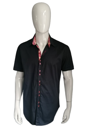 Manche courte de chemise kayhan. Couleur noire. Taille xxl / 2xl. Slim Fit. Extensible.